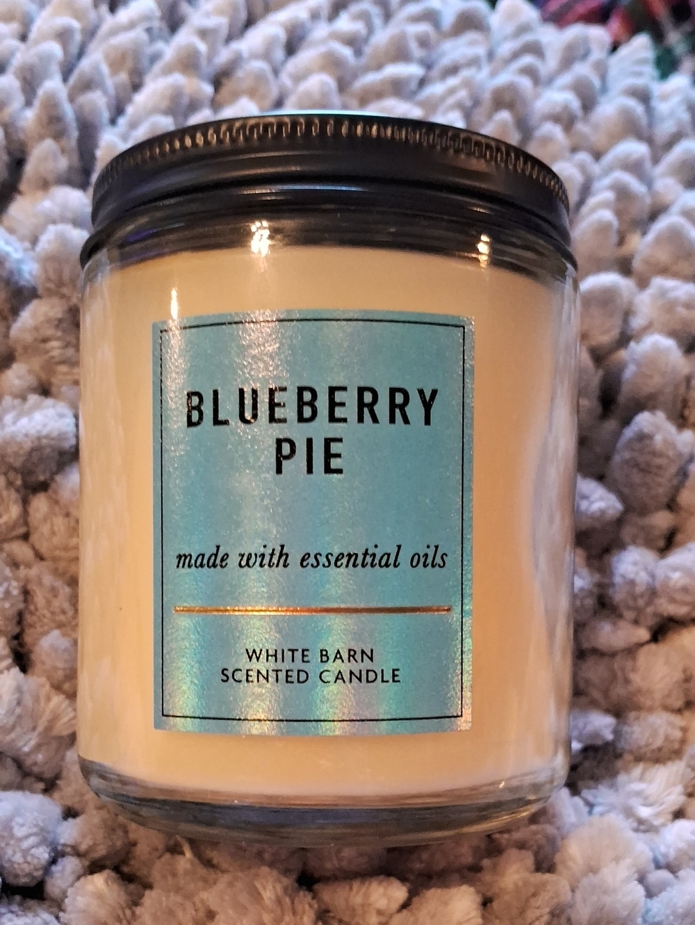 White Barn Blueberry Pie Candle with Blue Label